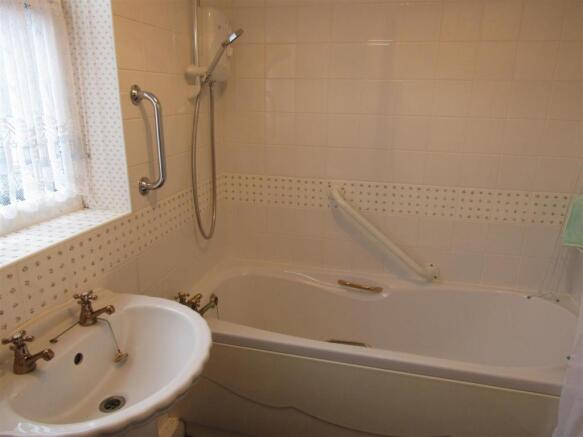 Annexe Bathroom