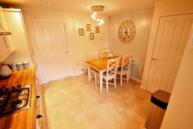 Further Living Room Image