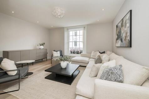 Abingdon Road, London, W8