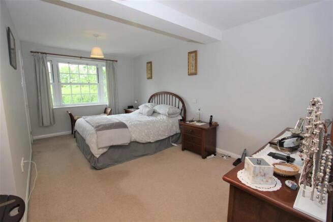 Bedroom .jpg