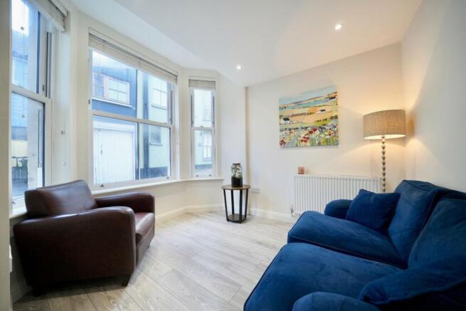 Open-Plan Lounge/Kitchen