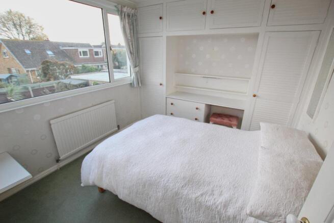 BEDROOM 2 (REAR)