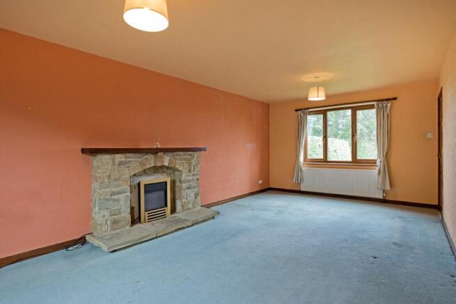 4 bed Detached for sale Image 12
