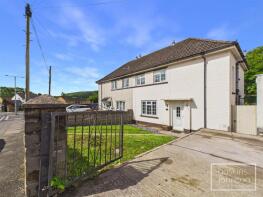 52, Dynea Road, Rhydyfelin, Pontypridd CF37 5DP
