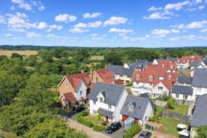 54, Churchill Way, Horsham RH12 3TZ