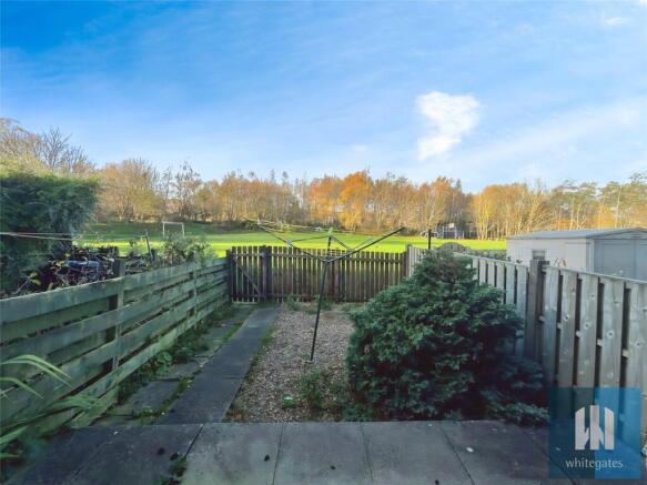 2 bed Terraced for sale Image 5