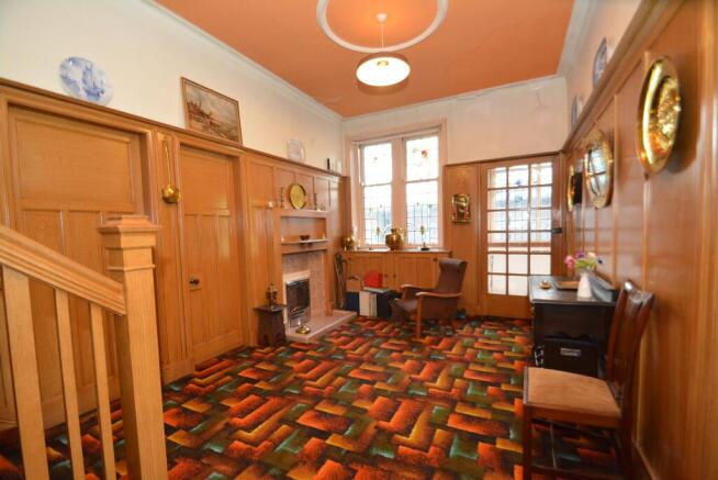 16 Larch Road, Dumbreck, Glasgow, G41 5DA photo 4