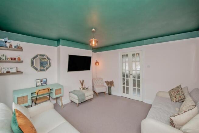 Living Room:
