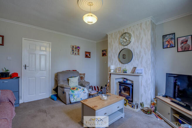 3 bed Semi-Detached for sale Image 5