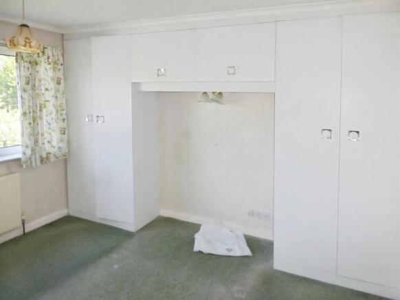3 bed Detached for sale Image 11