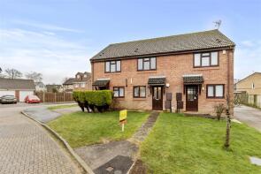 22, Turnberry Drive, Hailsham BN27 3UQ