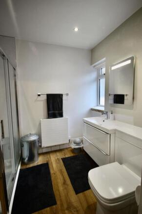 Photo 32