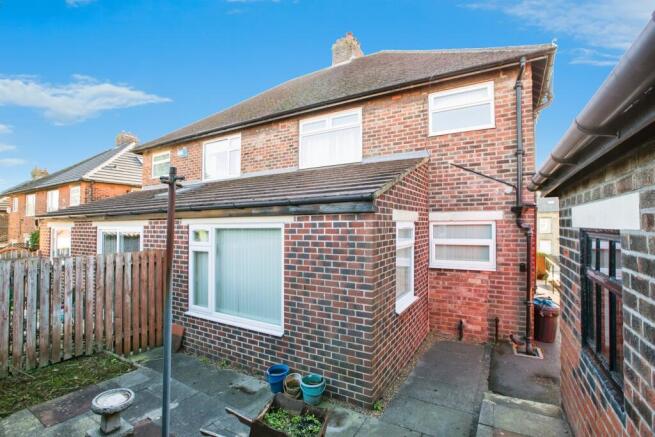 3 bed Semi-Detached for sale Image 7