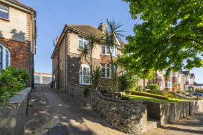 41, Hangleton Road, Hove BN3 7GG