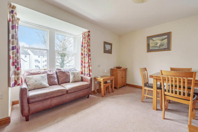 Living / Dining R...