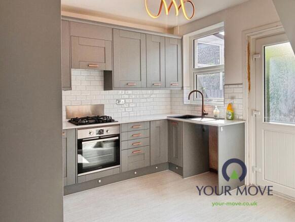 2 bed Terraced for sale Image 5