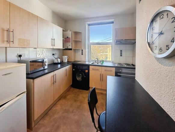 de10e30c--4D33-90...