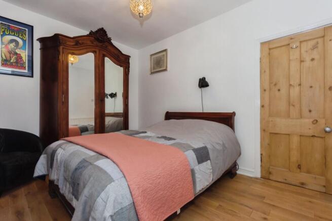 Bedroom2