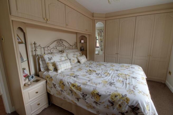 Bedroom 1 (Double)