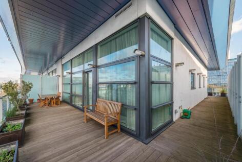 Howard Building, 368 Queenstown Road, London, SW11