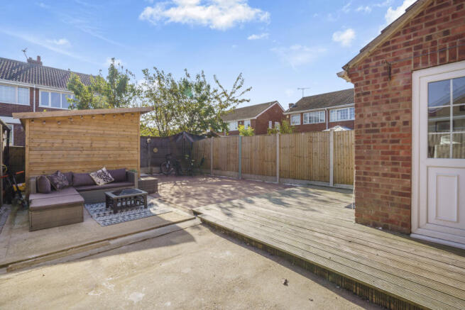 3 bed Semi-Detached for sale Image 12