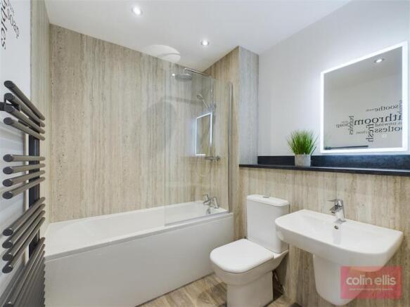 2 bed Ground Flat for sale Image 11