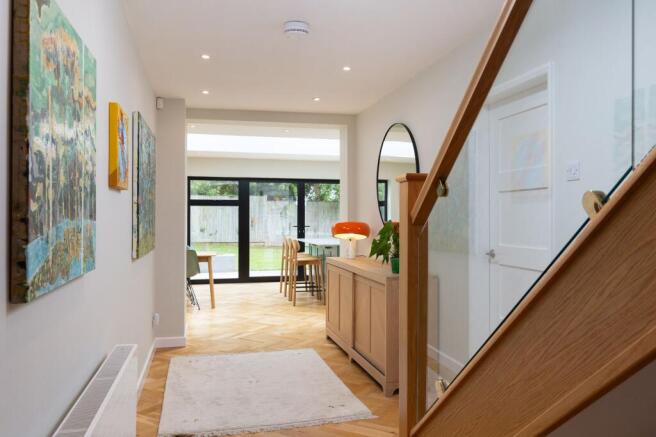 4 bed Detached for sale Image 5