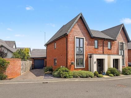 3 Fotheringhay Close, Daventry, NN11 2AG