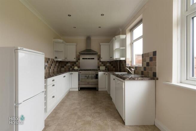 Ringstone Crescent