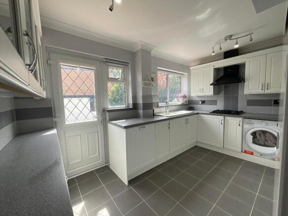 KITCHEN 12'8 x 9'11