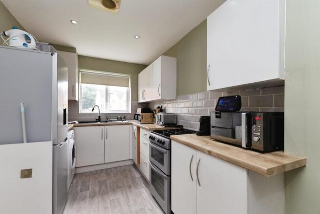 3 bed End of Terrace for sale Image 4