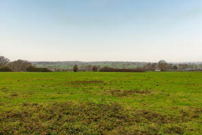 2, Alderwood Barns, New Farm Drive, Lambourne, Romford RM4 1BD