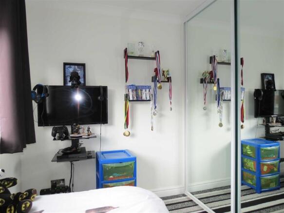 Photo 9