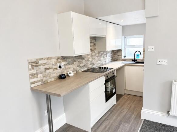 2 bed Terraced for sale Image 4
