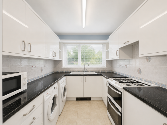 3 bed Detached for sale Image 7