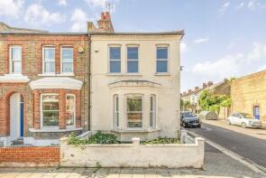 58, Thornbury Road, London SW2 4DA