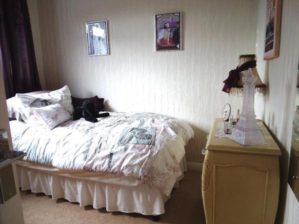 ADDITIONAL BEDROOM 2