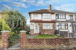 3, North Way, Uxbridge UB10 9NG