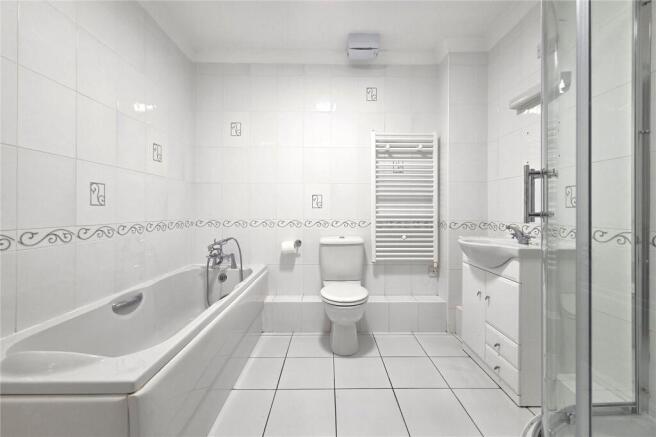 2 bed Apartment for sale Image 10