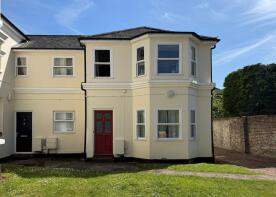 Flat 2, 9 Pangdean Court, St Michaels Road, Heene, Worthing BN11 4SD