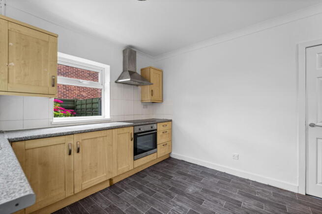 2 bed Detached Bungalow for sale Image 6