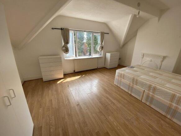 walm-lane-nw2-4qr-1039316