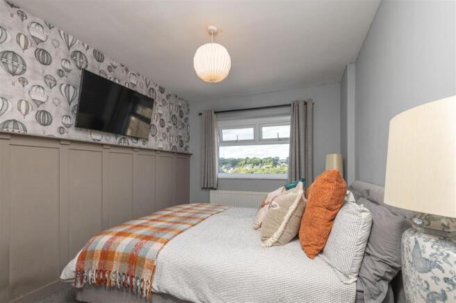 3 bed Town House for sale Image 11