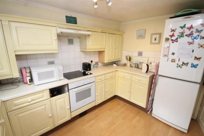 KITCHEN BREAKFAST ROOM