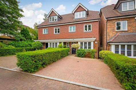 Blackthorn Road, Caterham