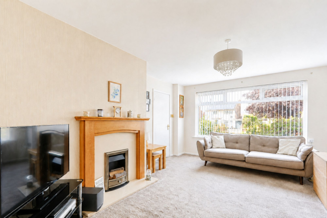 4 bed Semi-Detached for sale Image 9