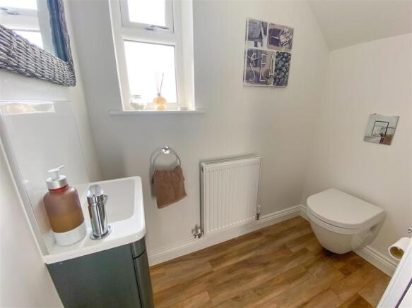 Cloakroom WC
