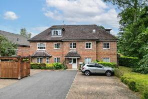 18, Godwin Close, Wokingham RG41 2AH