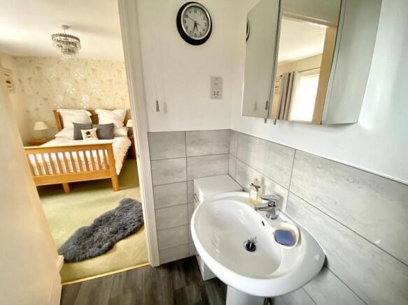 En-suite shower room
