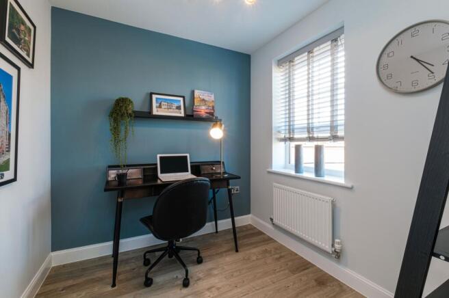 4 bed Detached for sale Image 5